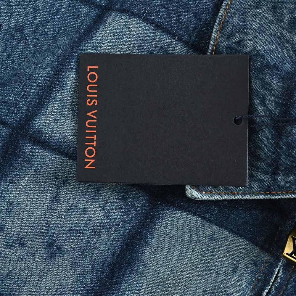 LV Jacket-321