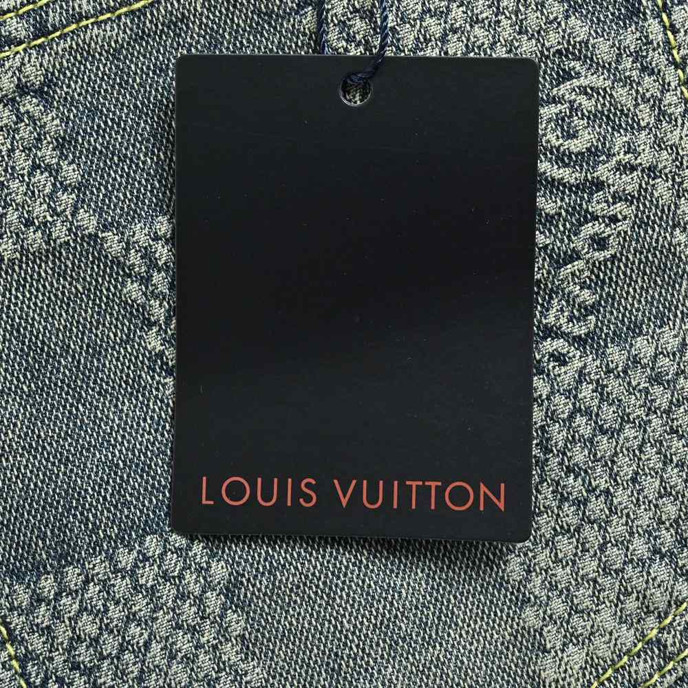 LV Shorts-403