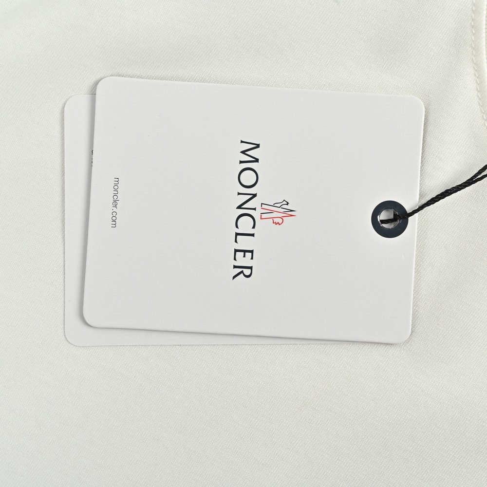 Moncler T-shirts-1057