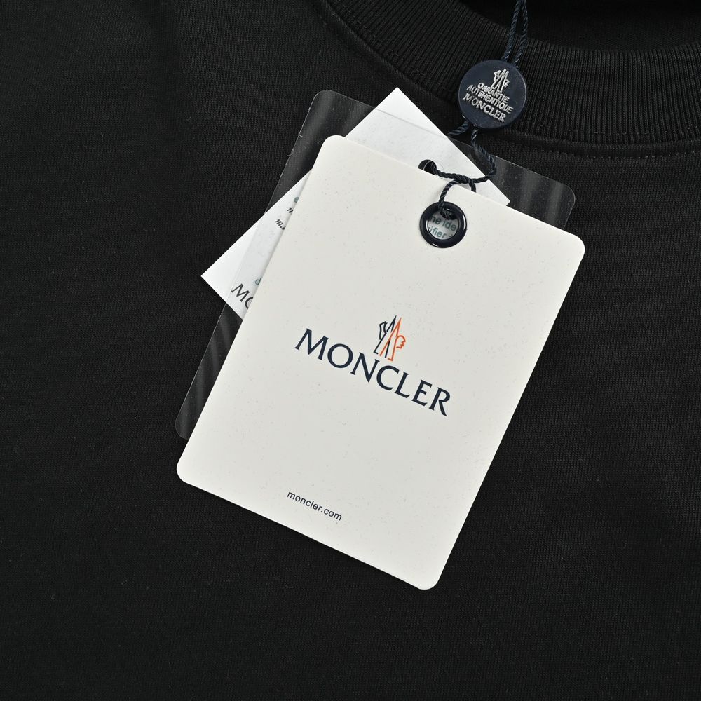 Moncler T-shirts-1124