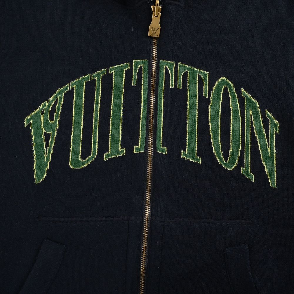 LV Jacket-303