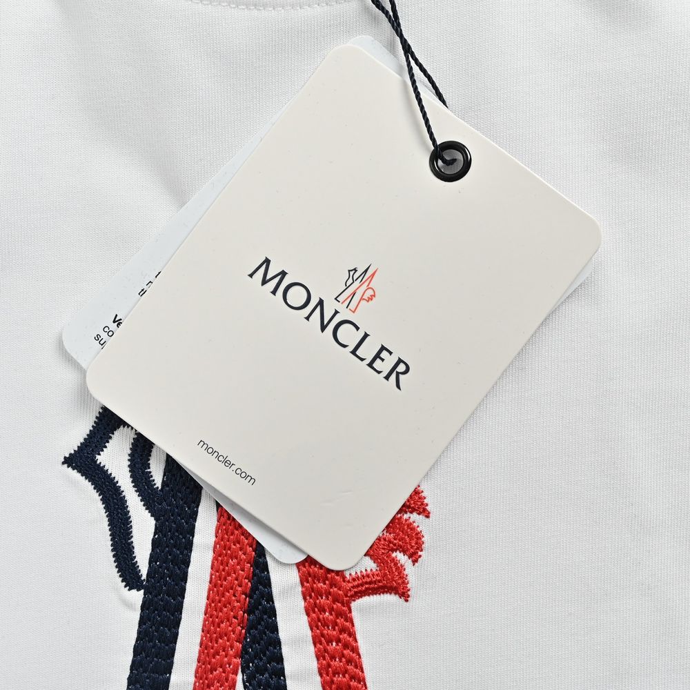 Moncler T-shirts-1077
