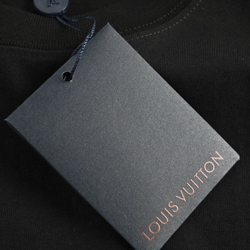 LV T-shirts-2929