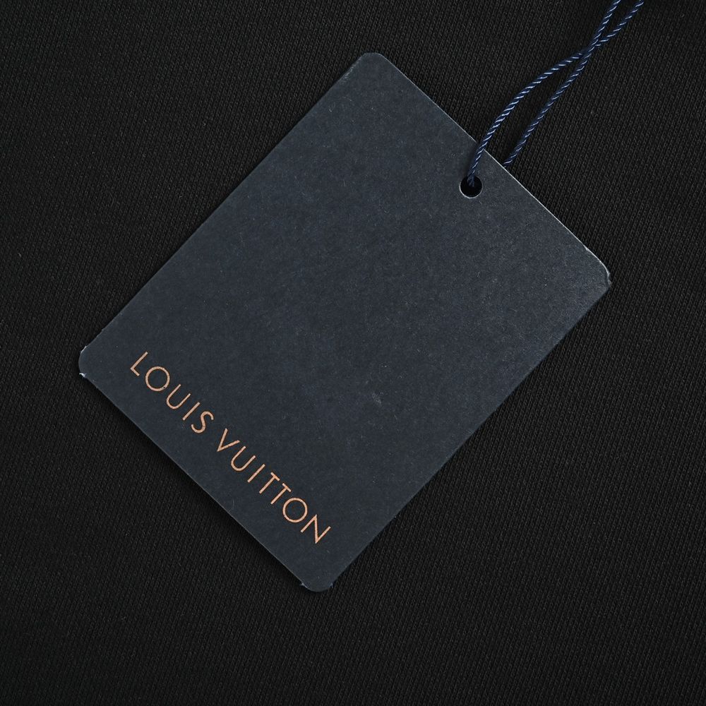 LV Hoody-114