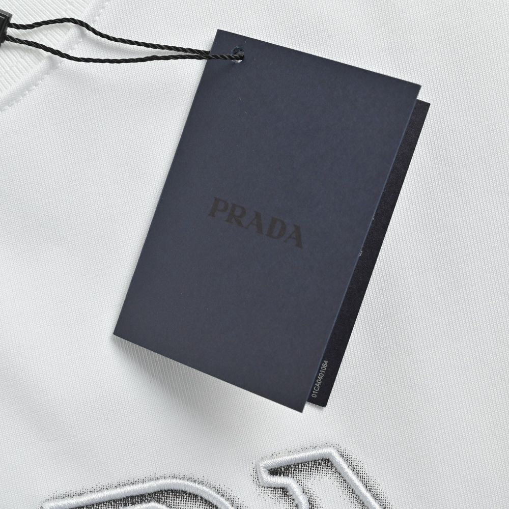 Prada T-shirts-550