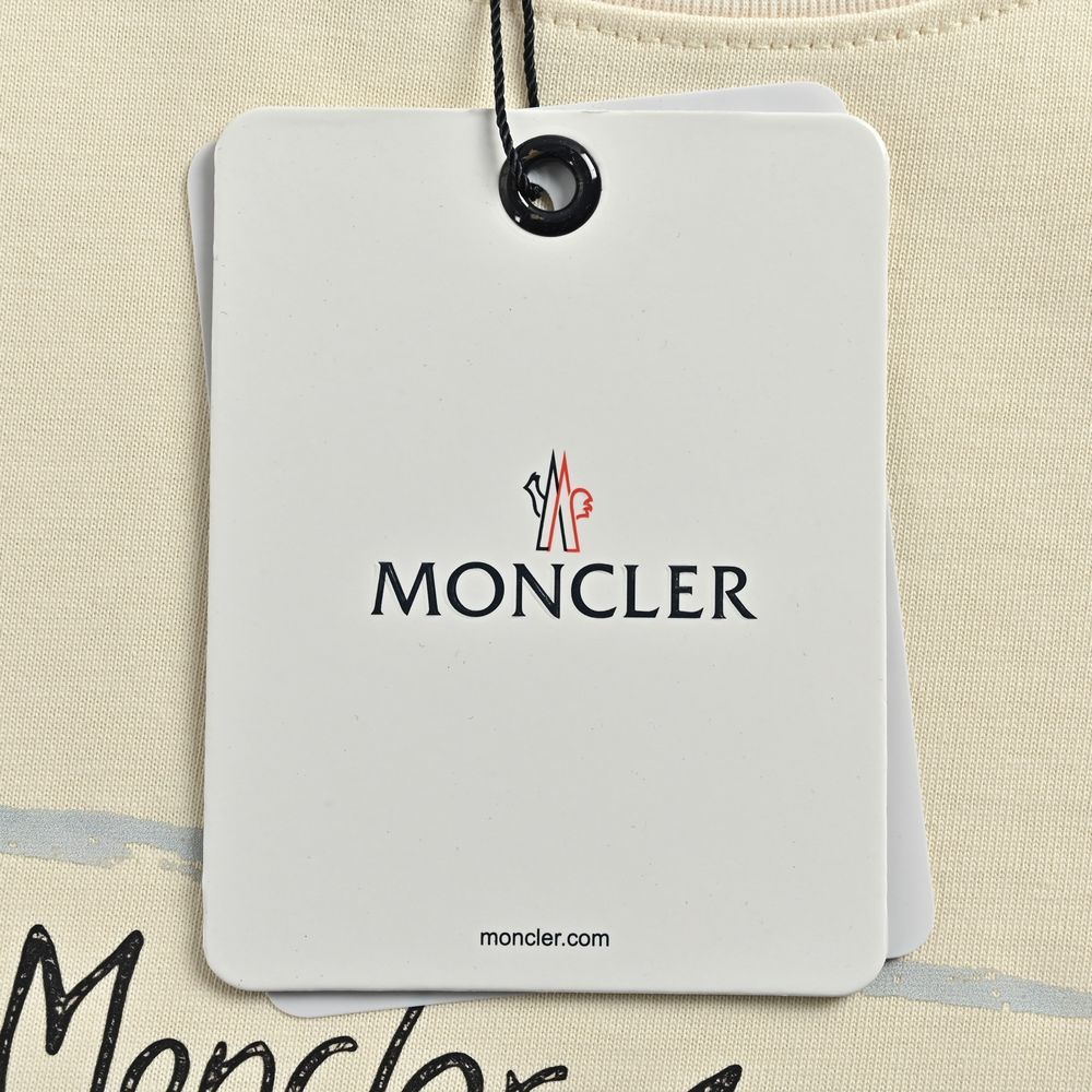 Moncler T-shirts-1121