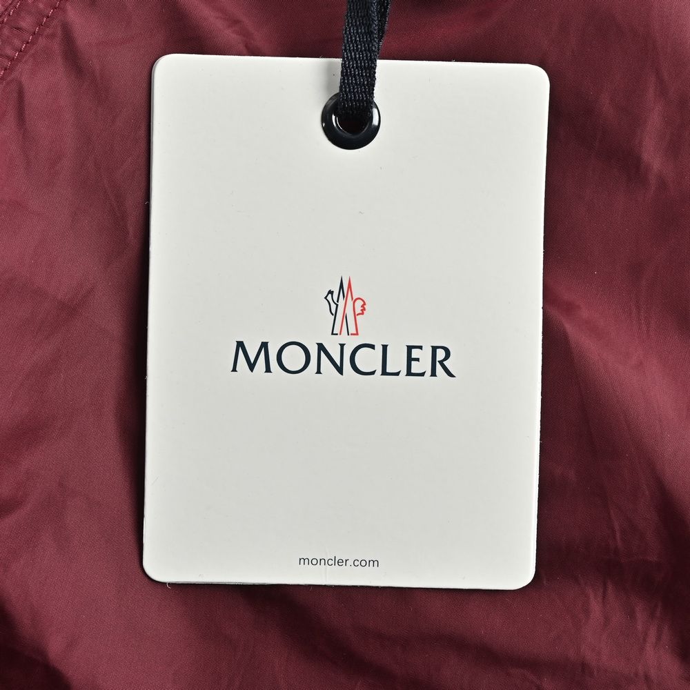 Moncler Shorts-105