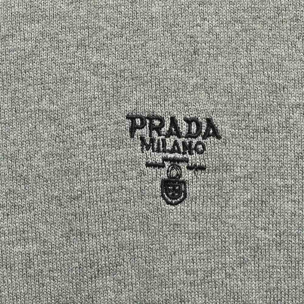 Prada Sweater-030