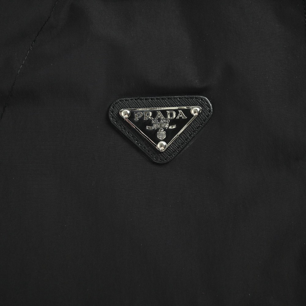 Prada Shorts-045