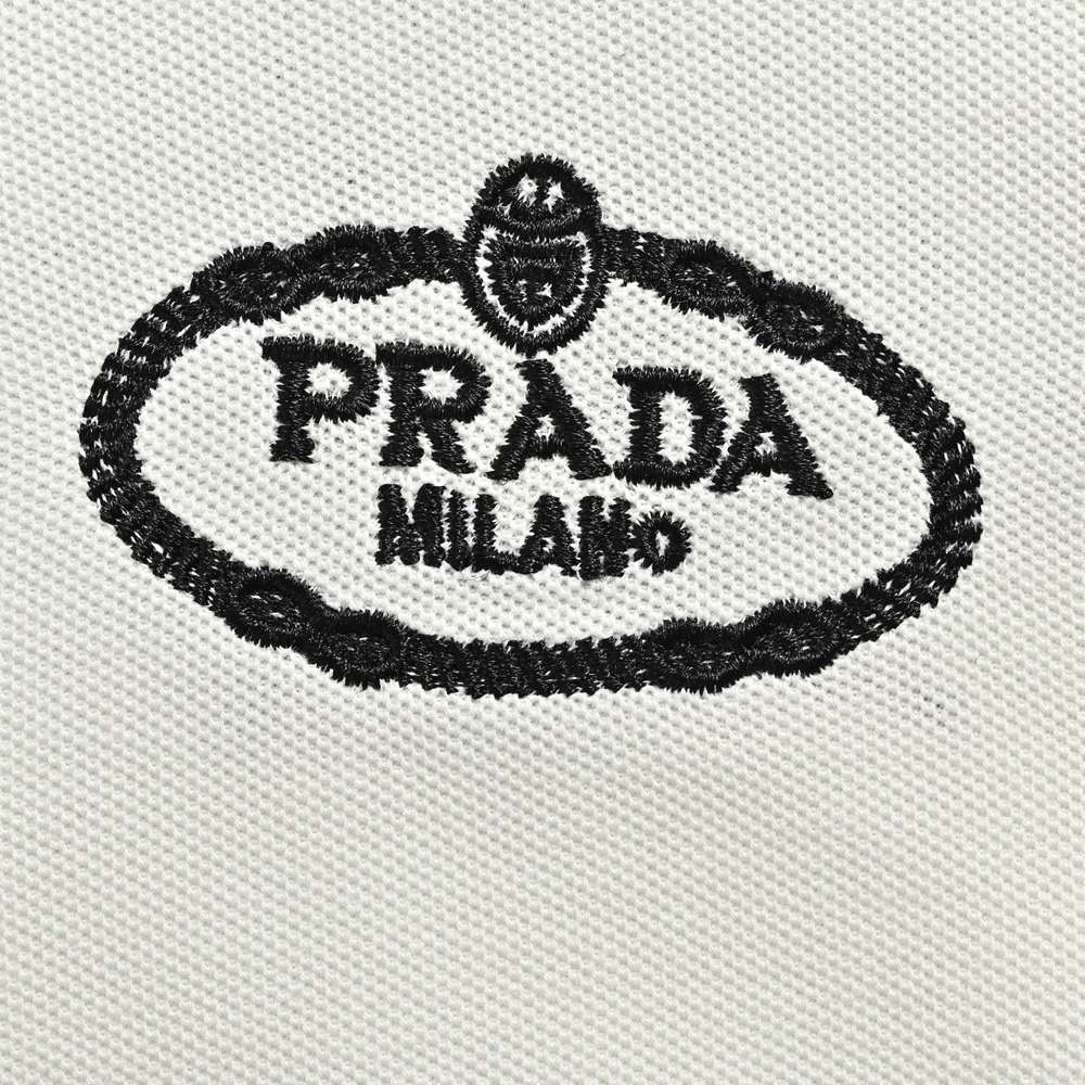 Prada Polo-013