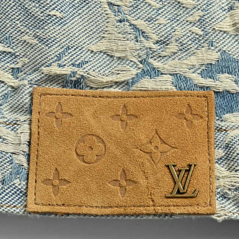 LV Jacket-231