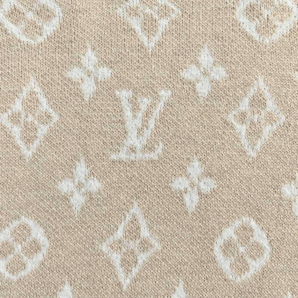 LV Sweater-489