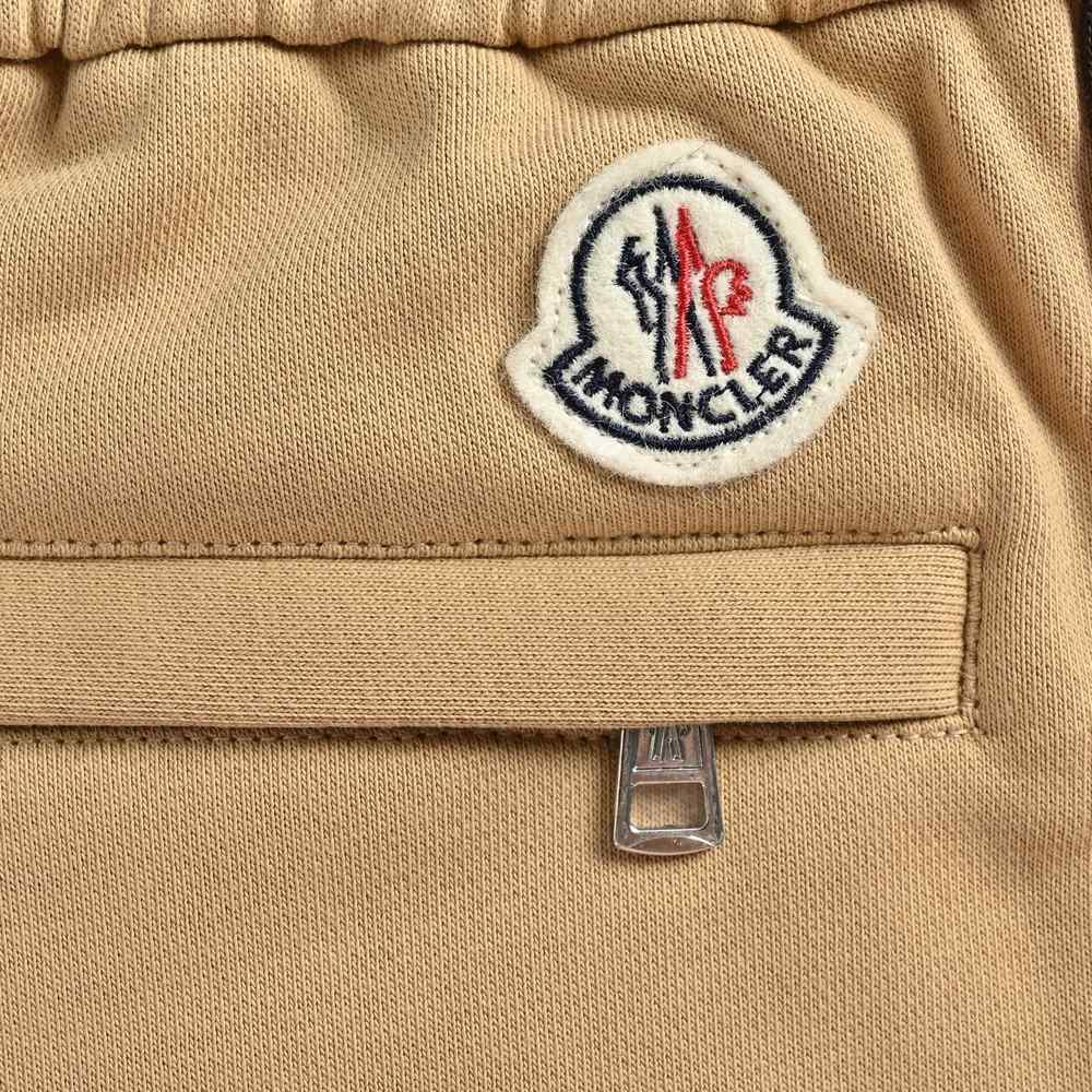 Moncler Shorts-102