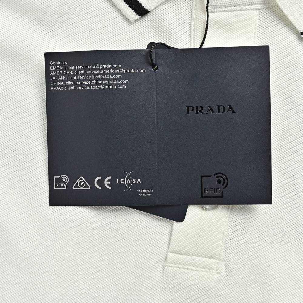 Prada Polo-016