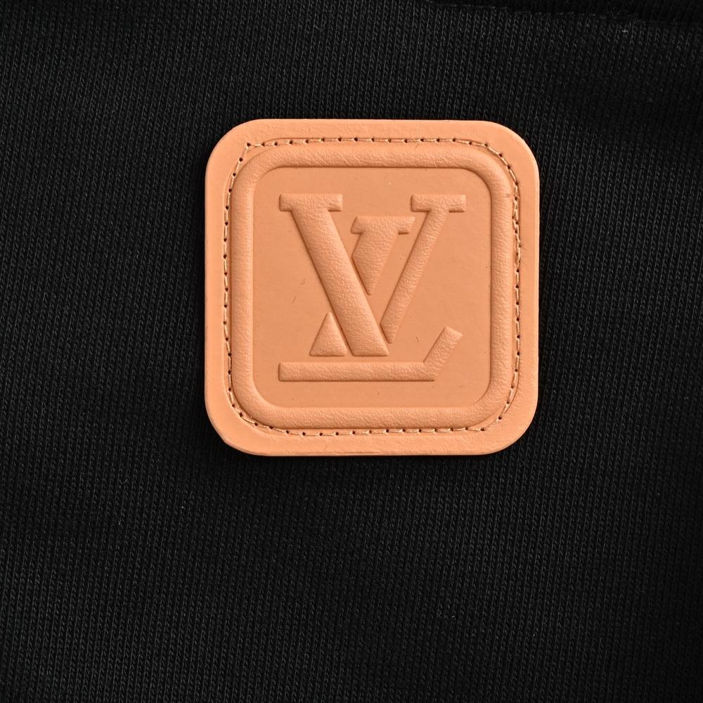 LV Hoody-090