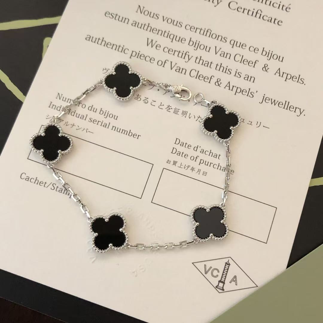 Van Cleef & Arpels Bracelet-024