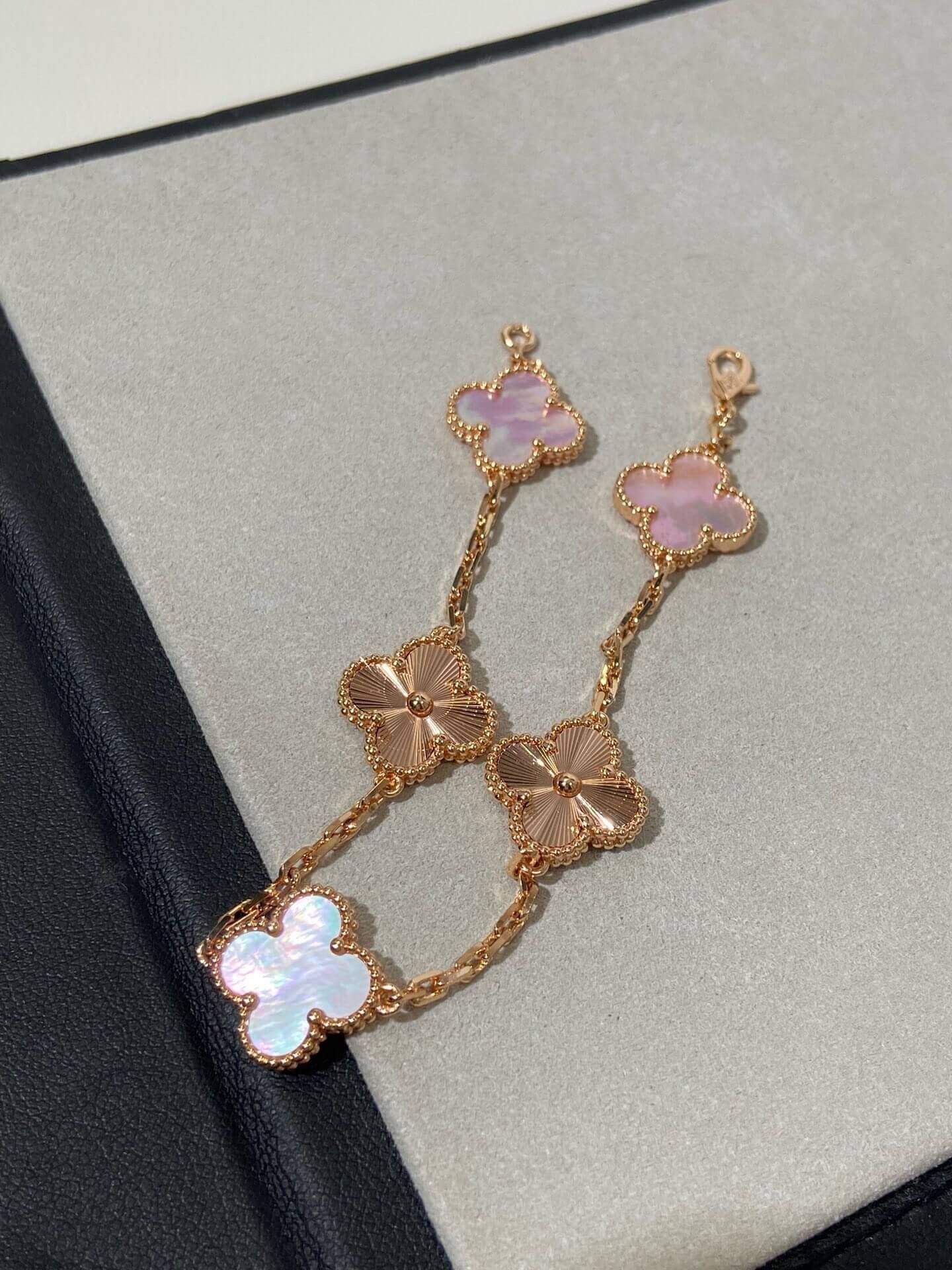 Van Cleef & Arpels Bracelet-026