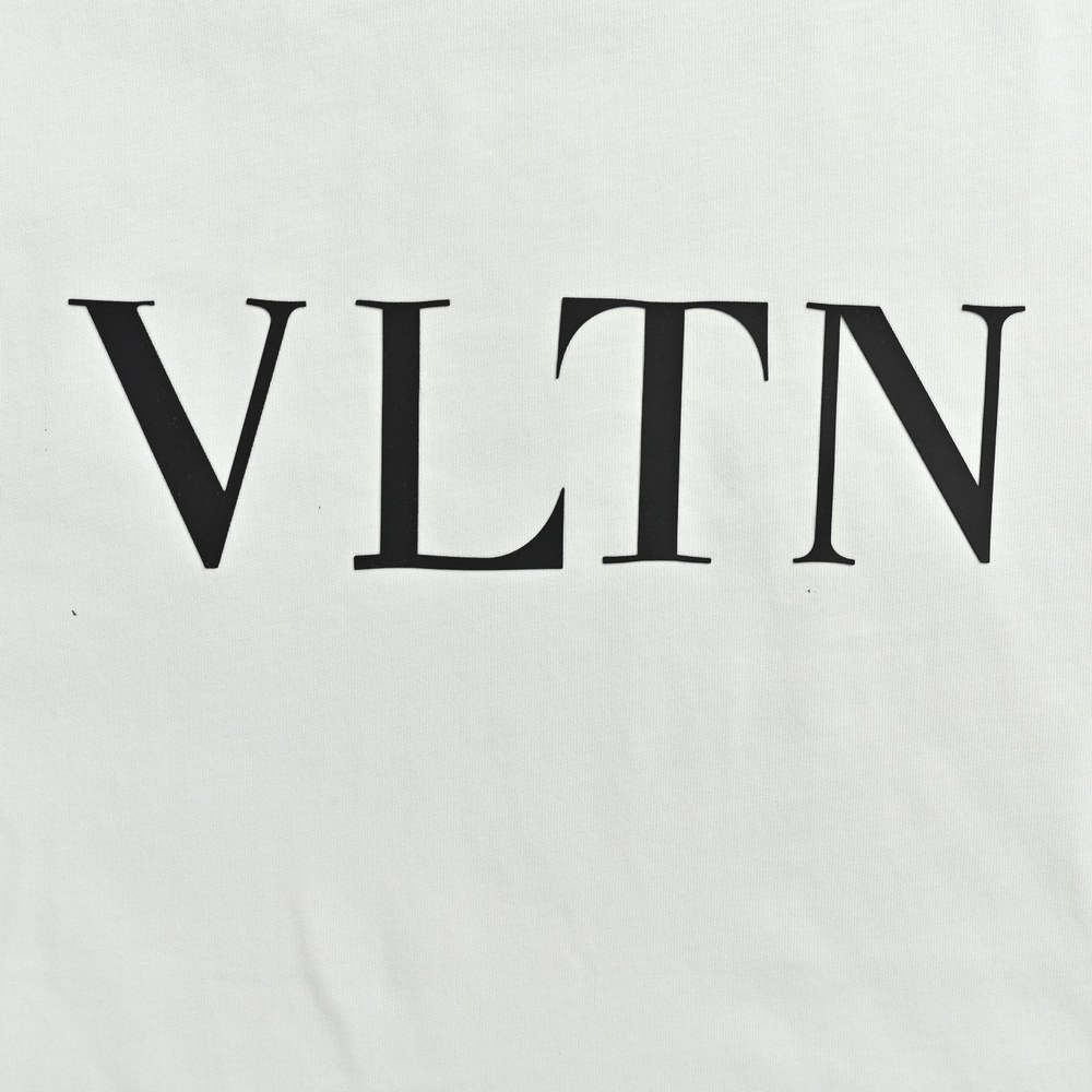 Valentino T-Shirts-011