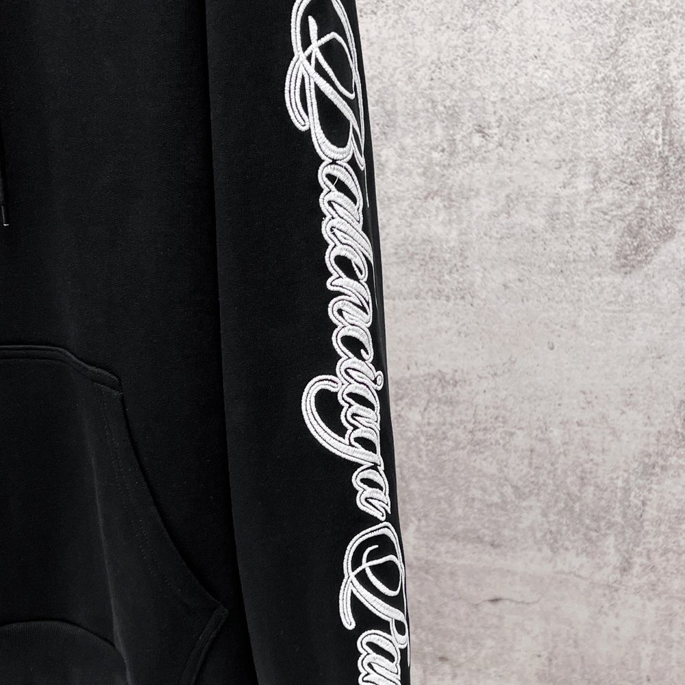 Balenciaga Hoody-011