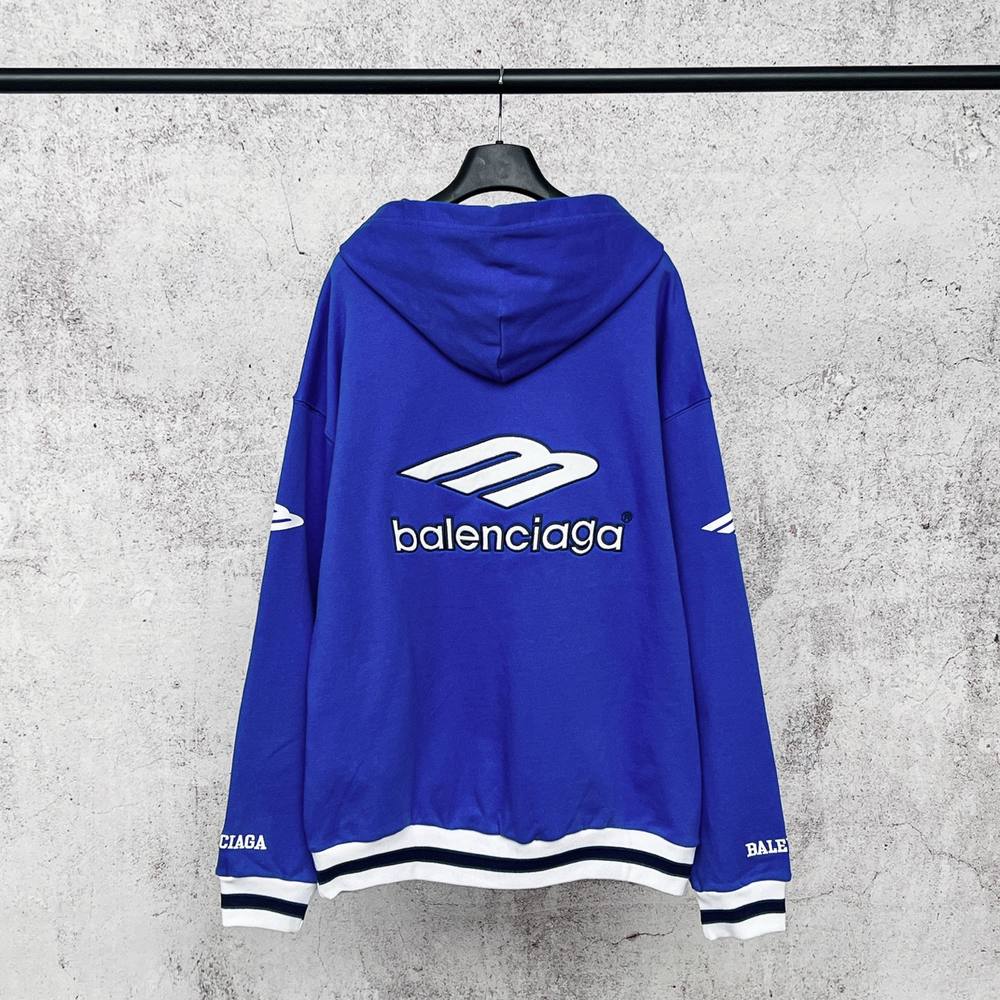 Balenciaga Hoody-013