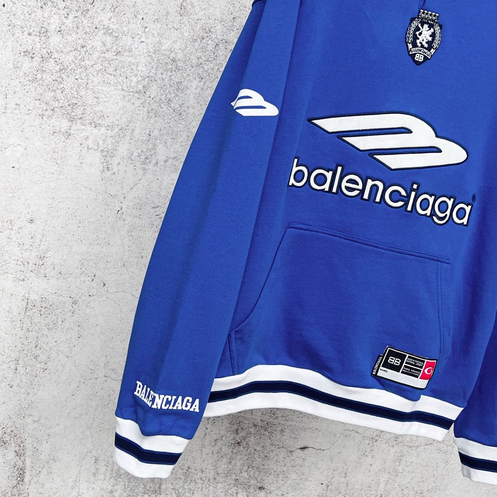 Balenciaga Hoody-013