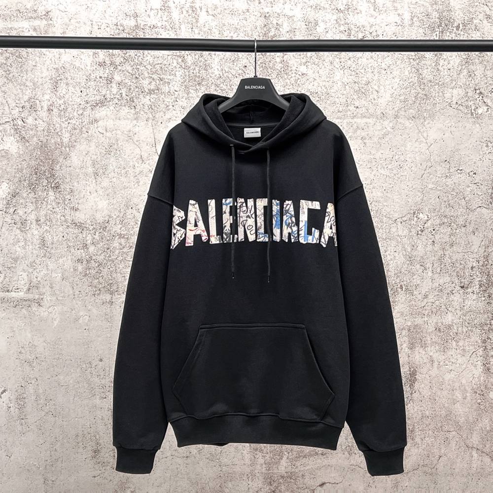 Balenciaga Hoody-030