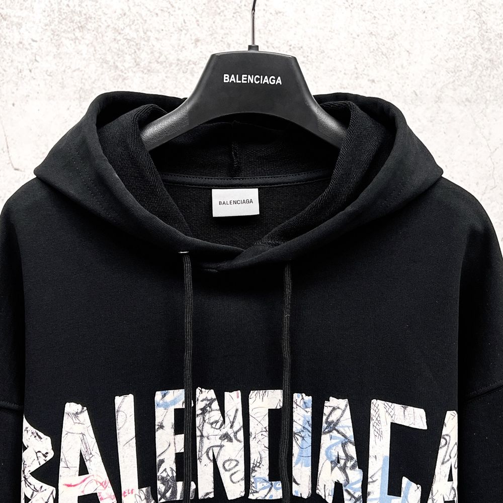 Balenciaga Hoody-030