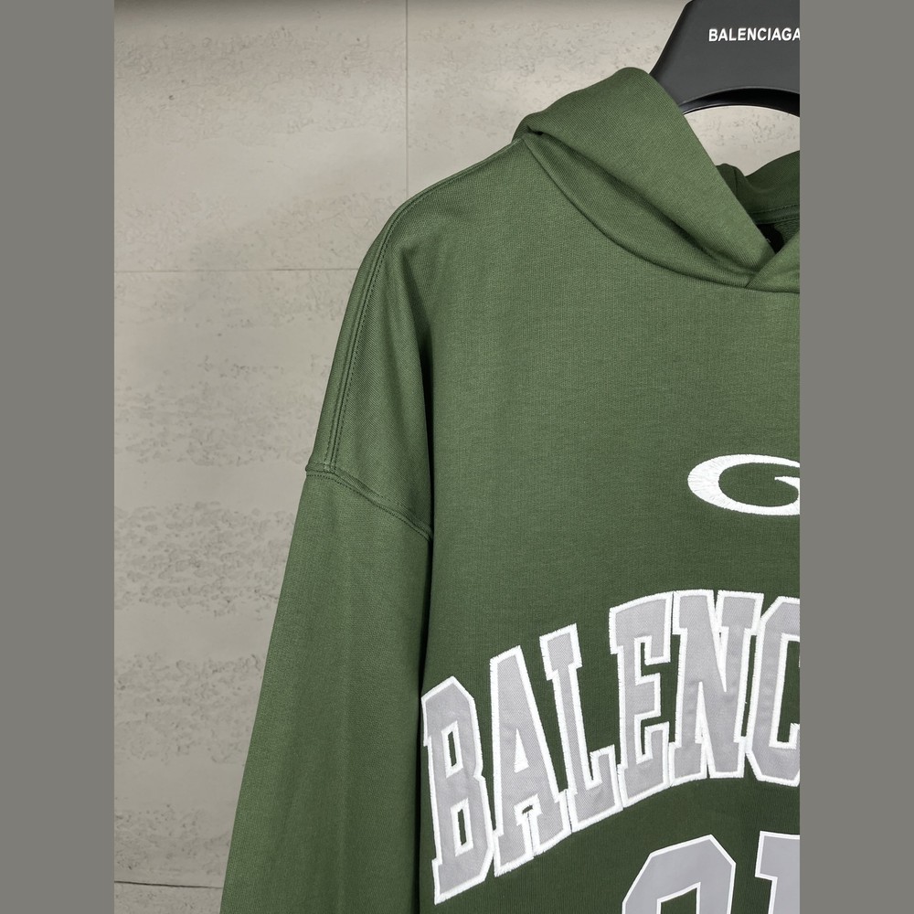 Balenciaga Hoody-031