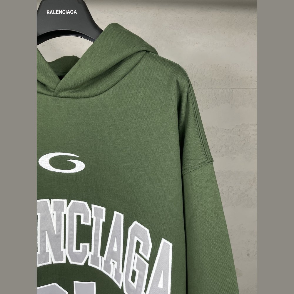 Balenciaga Hoody-031