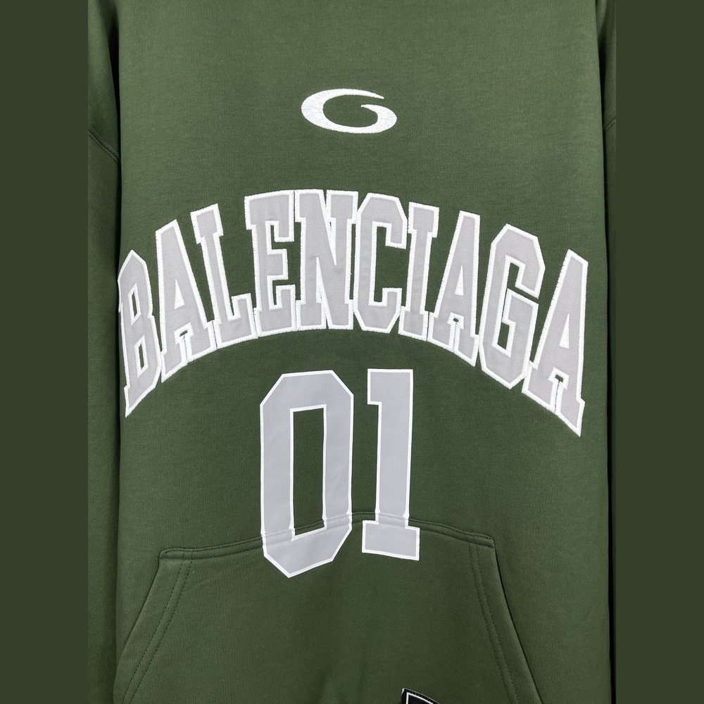 Balenciaga Hoody-031