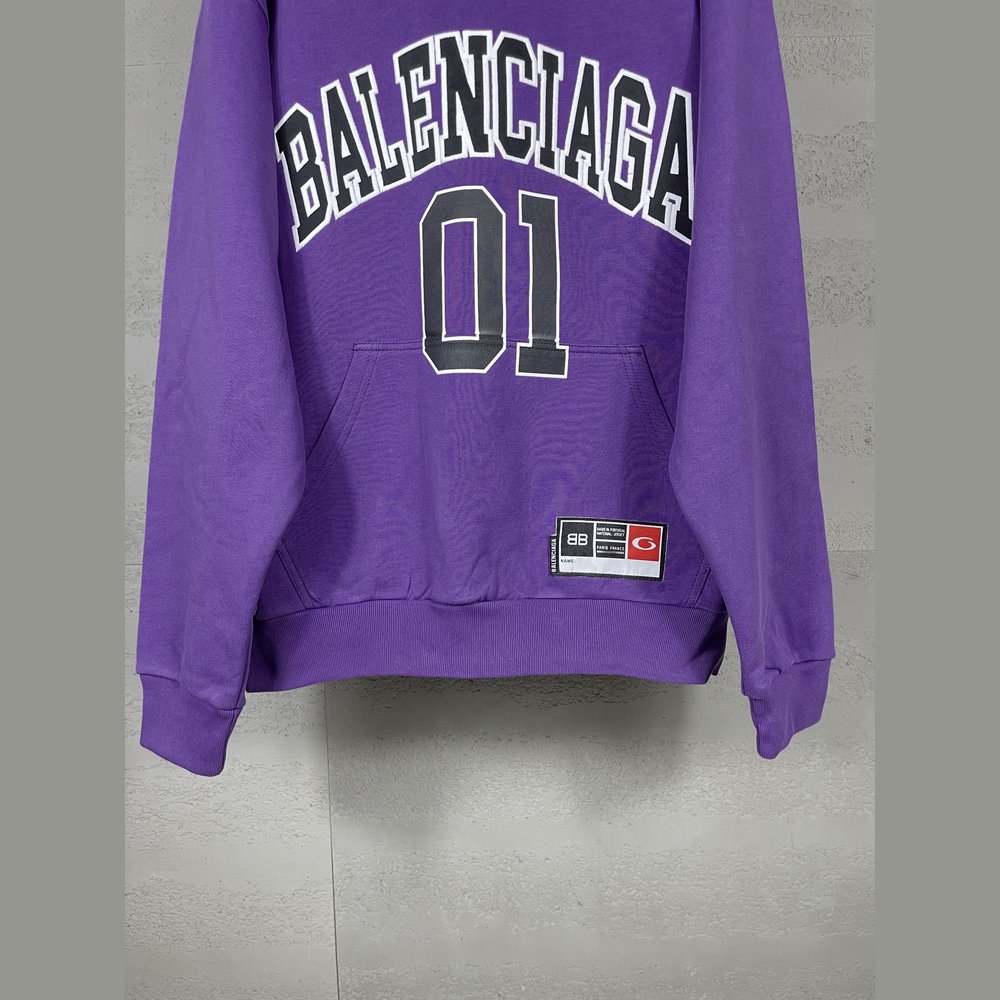 Balenciaga Hoody-033