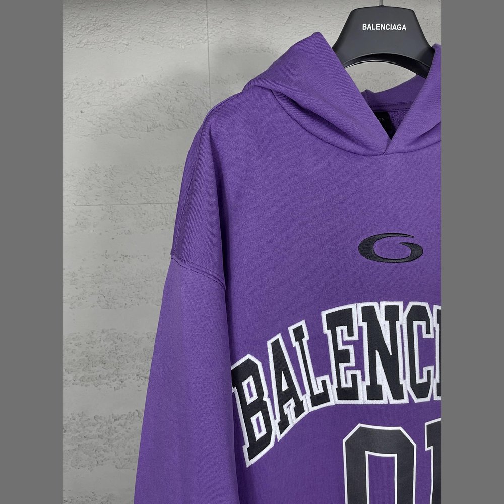 Balenciaga Hoody-033