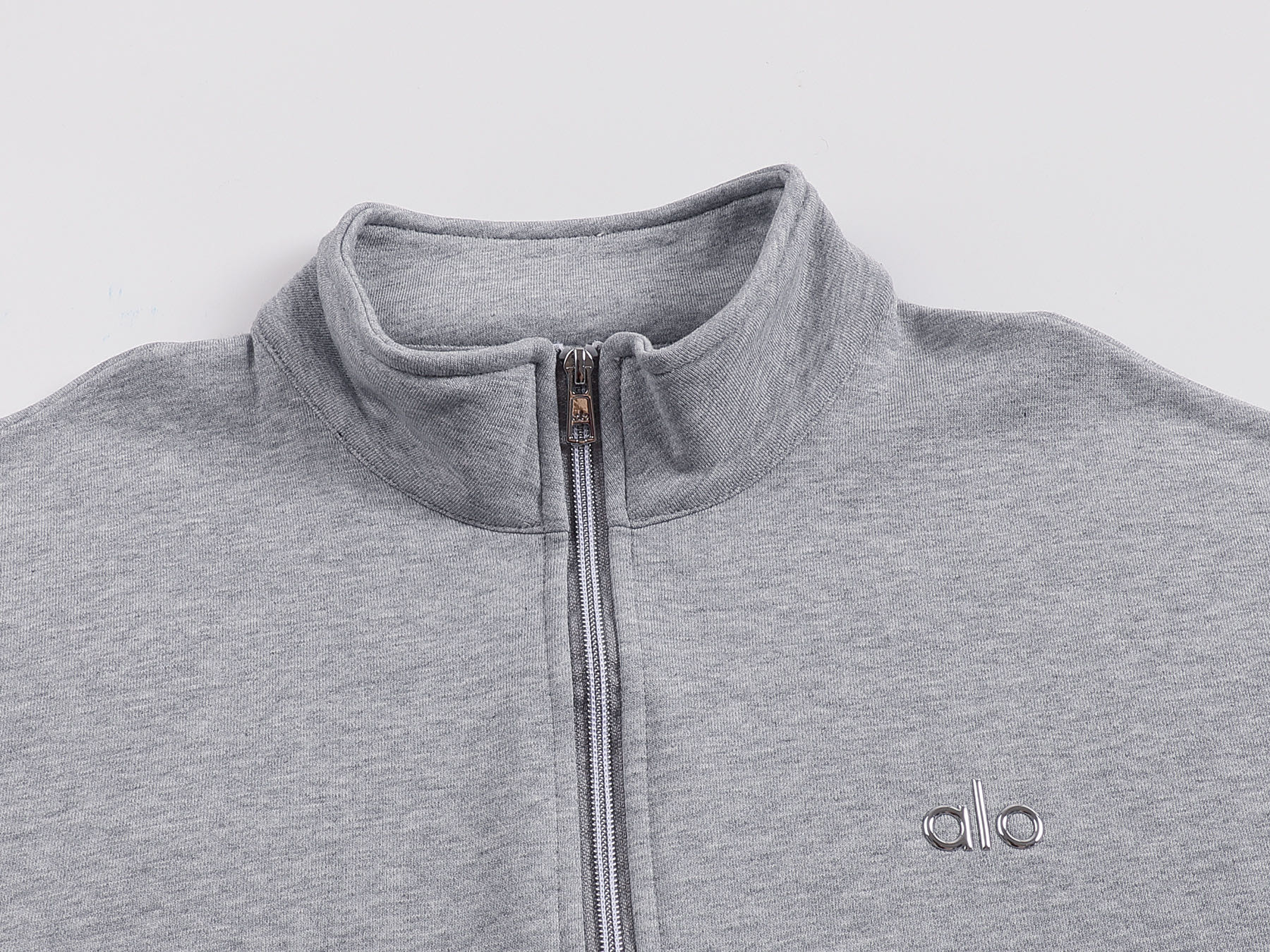 Alo Yoga Longsleeve-009